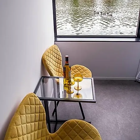 Houseboat - With A View 3* Amsterdam