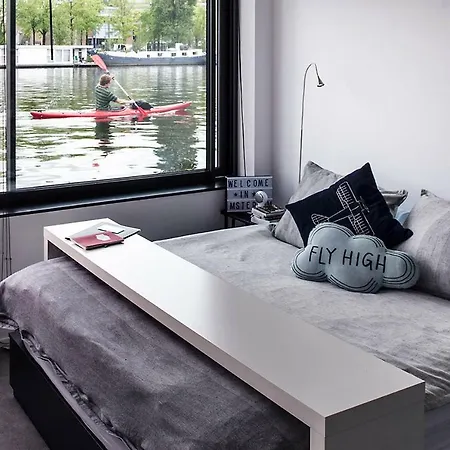 Houseboat - With A View 3* Amsterdam